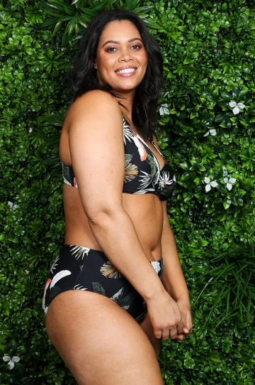 Baku Kailani D/E Cup Underwire Bra Black 4 Baku Kailani D/E Cup Underwire Bra Black - Image 4