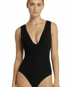 Jets Jetset Deep Plunge One Piece Black