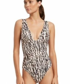 Jets Sahara Plunge One Piece Black