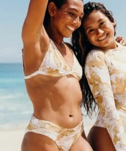 Rip Curl Namotu Fixed Tri White -Cheap Swimweargalore Store namotu fixed tri and full pant 2