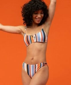 Roxy Beach Classics Stripe Underwire Top Multi 13 Roxy Beach Classics Stripe Underwire Top Multi -Cheap Swimweargalore Store roxerjx304549.900 roxy beach classics stripe underwire top3